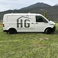 hg_immobilienservice-fahrzeug Firmenfahrzeug von HG Immoservice für Immobilienbetreuung im Raum Innsbruck und Tiroler Oberland